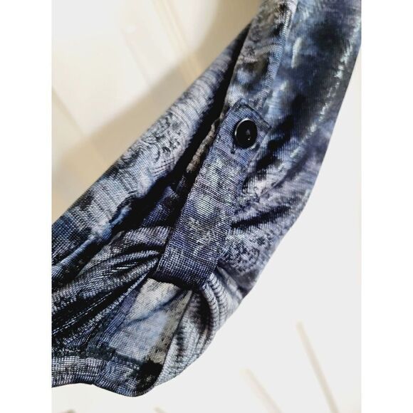 Chico's 1‎ Cardigan Black/Blue Animal/Floral Print Lightweight Button Shimmery - Picture 6 of 7